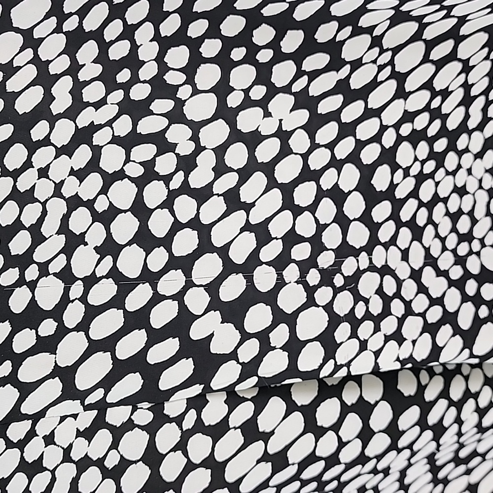Ophelia Rose black white print vneck blouse Size 2X - Picture 2 of 7
